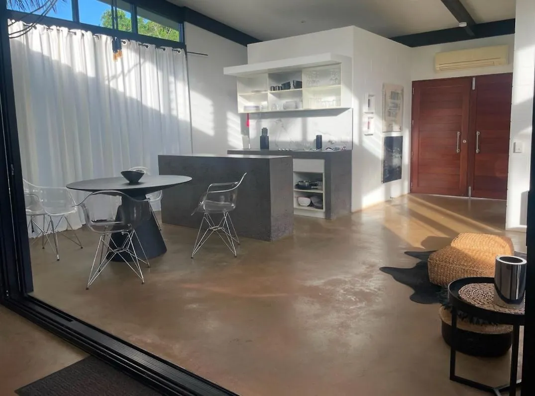 Tropical Modernist Retreat Villa Mission Beach 0*,  Australia
