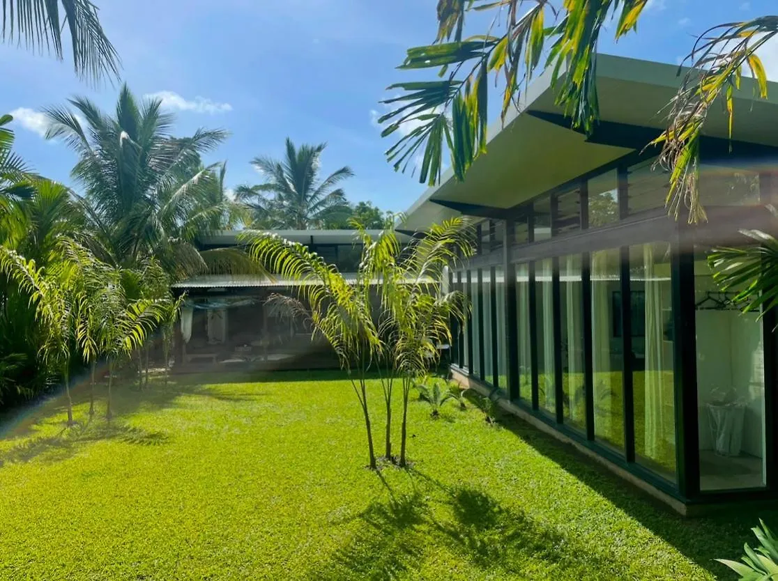 Tropical Modernist Retreat Villa Mission Beach